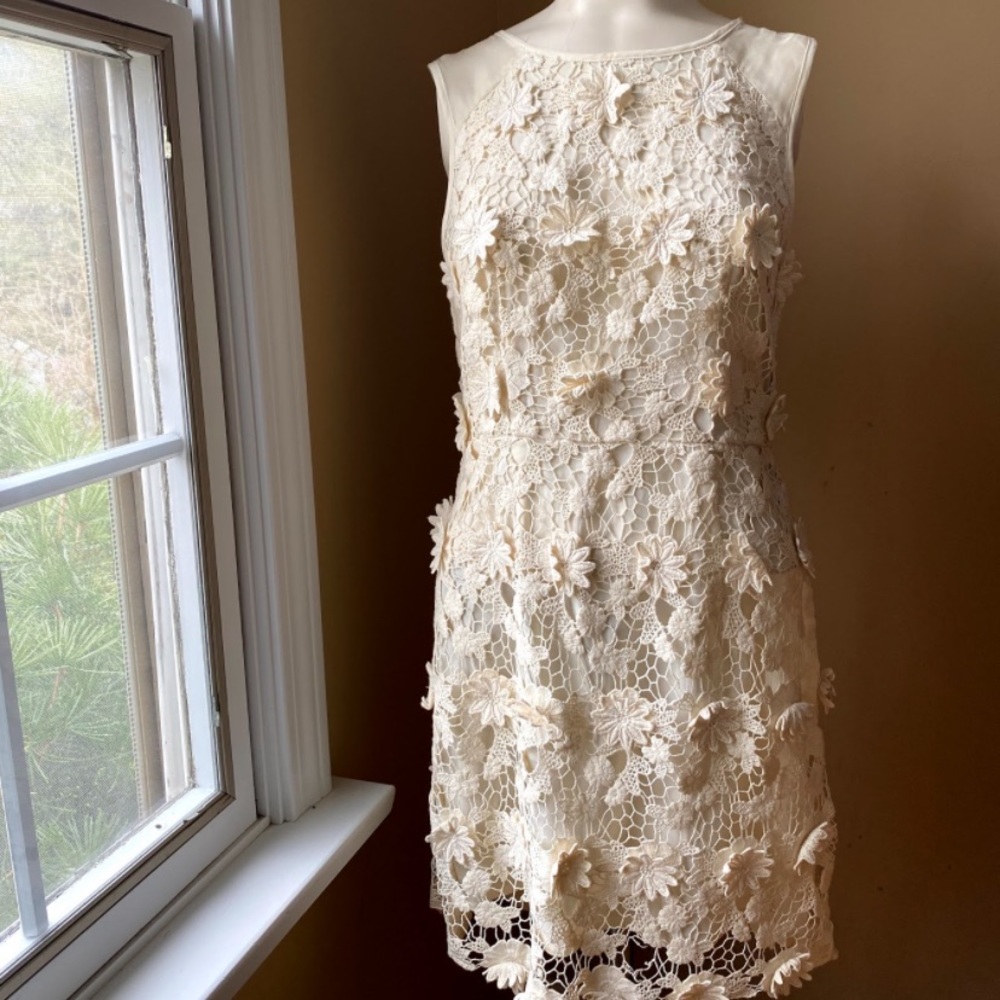 Urban Outfitters UO Lace Floral Dress Size 2